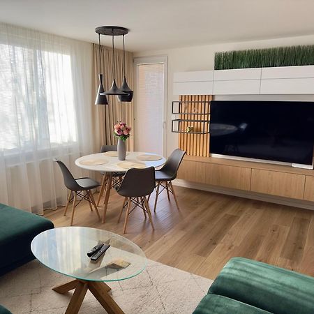 Apartman Olivia Apartment Šamorín Bagian luar foto